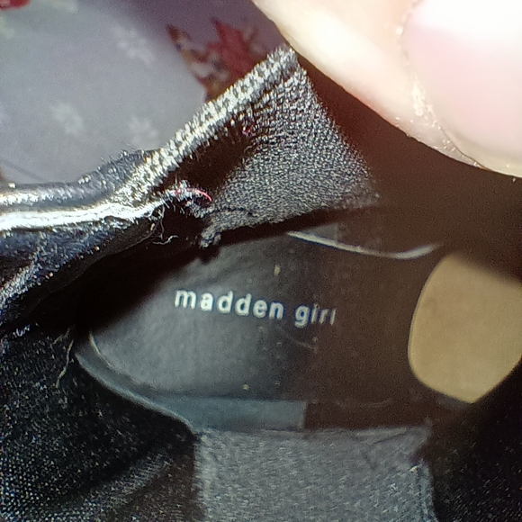 Madden Girl Rezzaa Chunky Heel Black Boots 7.5 - Picture 6 of 8